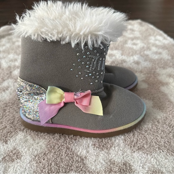 Juicy Couture Other - Juicy Couture Lil Coronado Cold Weather Boots Toddler Size 9 Gray Sparkle Fur